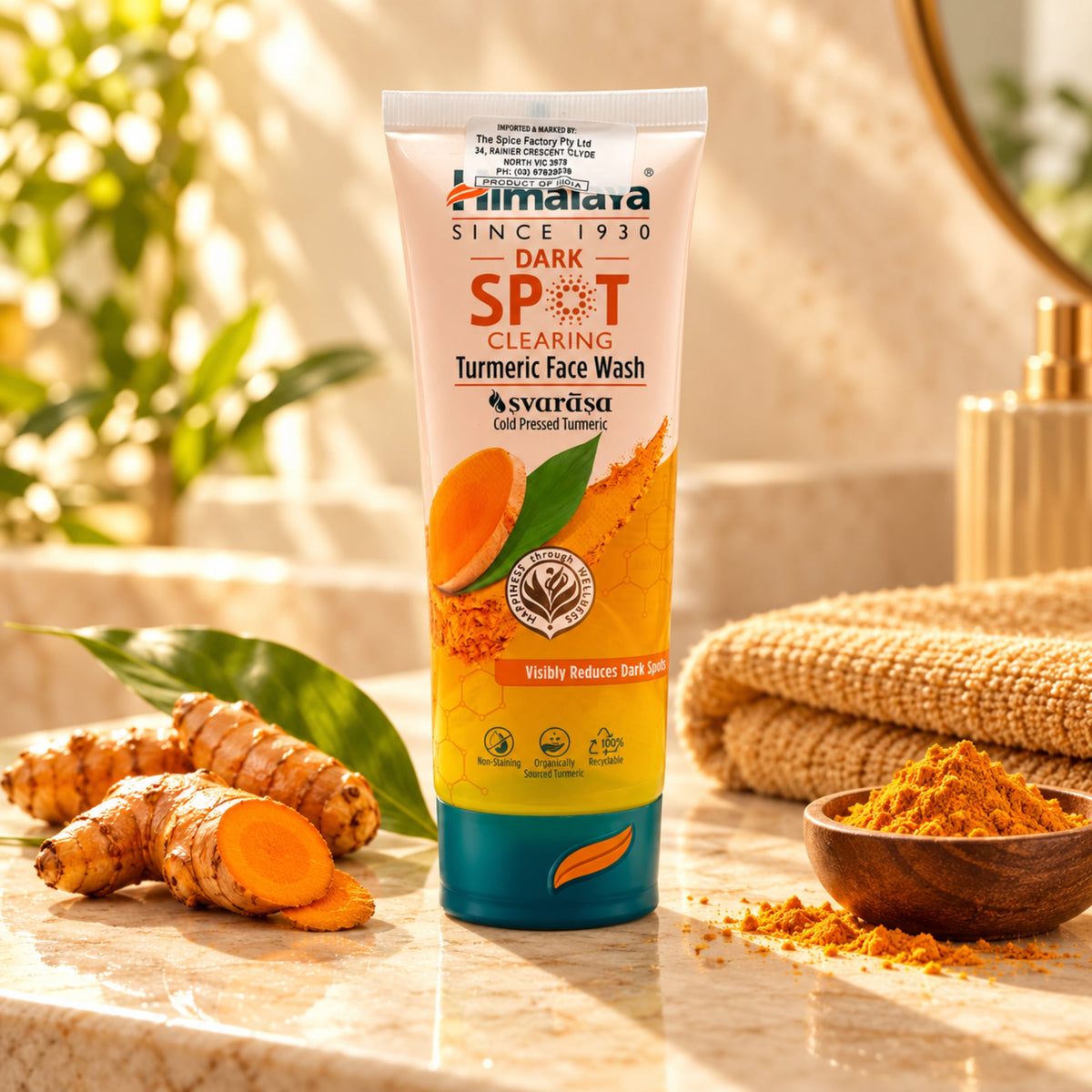 Himalaya Turmeric Face Wash 100ml | Dark Spot Clearing | Cold Pressed Organically sourced Turmeric | Makes Skin Soft | Soap Free | Skin Friendly