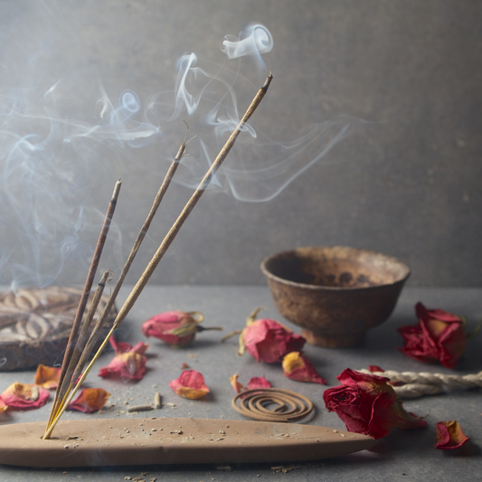 7 reasons why you should light incense in your house every day.