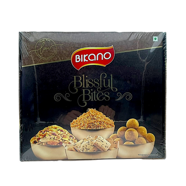 Bikano Blissful Bites Gift Pack 1kg (Bikaneri Bhujia 200g, Bikano Lajawab Mixture 200g, Besan Laddu Spl 400g, Premium Jeera  Cookies 200g)